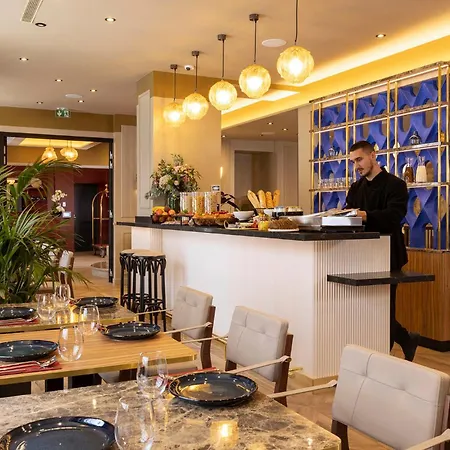 Hotel Le Rocroy-2